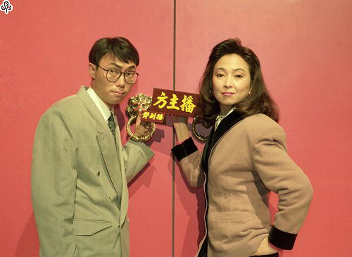 台湾老戏骨方芳晒内地身份证的复杂引见 台湾老戏骨方芳晒内地身份证的复杂引见