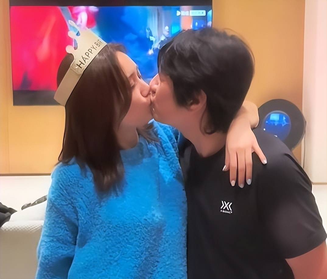 郑钧前妻孙锋照片 郑钧前妻孙锋照片高清