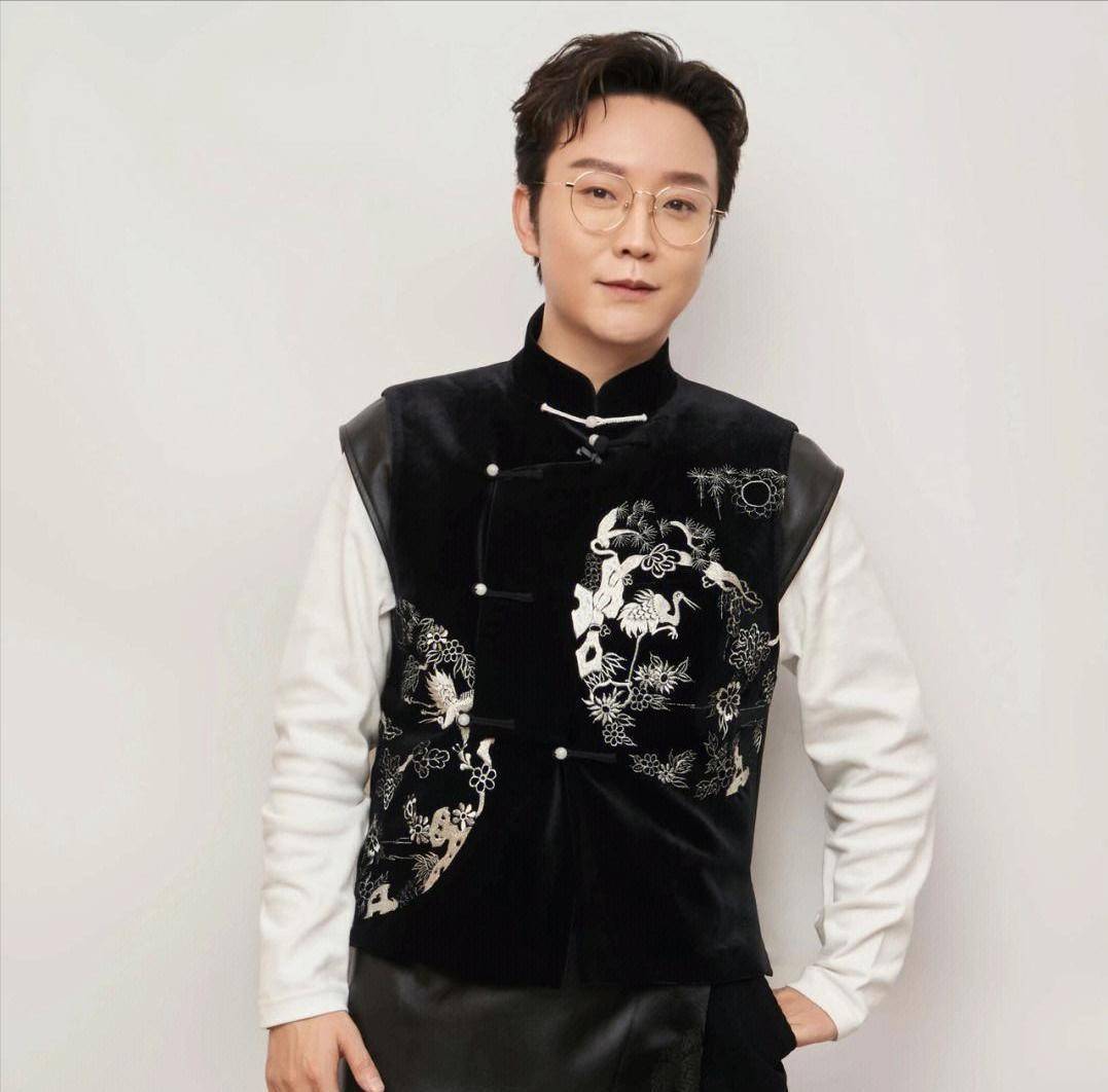 比来李玉刚出啥事了 李玉刚谈跳河事件本相 比来李玉刚出啥事了 李玉刚谈跳河事件本相