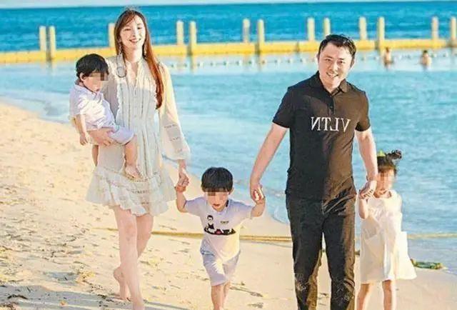 吴佩慈纪晓波 吴佩慈个人资料