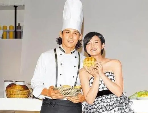 倪安东管罄官宣挂号成婚 倪安东团体材料 倪安东管罄官宣挂号成婚 倪安东团体材料