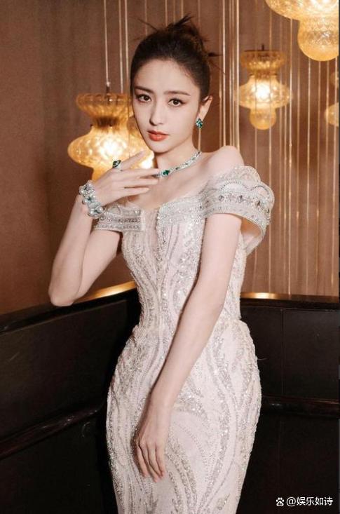 佟丽娅38岁状态的复杂引见 佟丽娅38岁状态的复杂引见