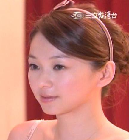台湾艺人六月 六月台湾艺人身世 
